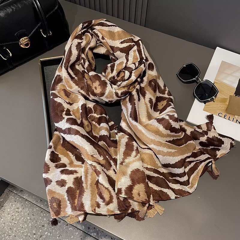 真丝围巾女款长款穆斯林头巾 羊绒仿大牌丝巾 时尚百搭舒适柔软围巾头巾丝巾