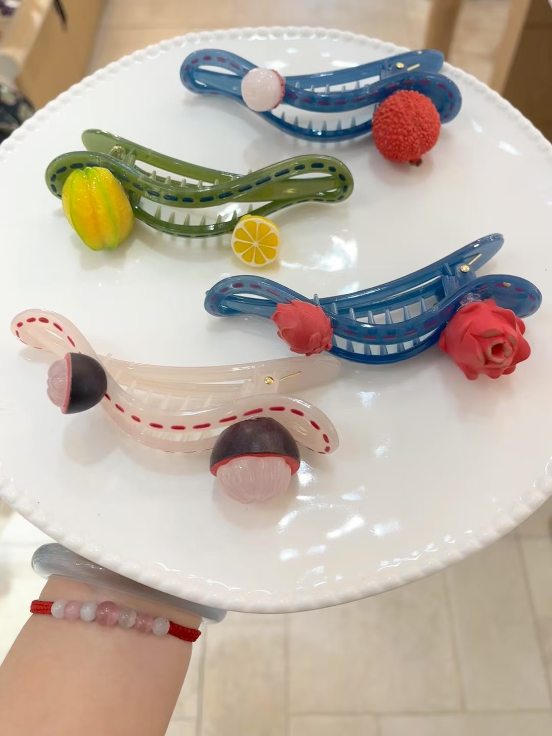 Colorful And Diverse Simulated Fruit Lazy Person's Hair Clips Specification drawing