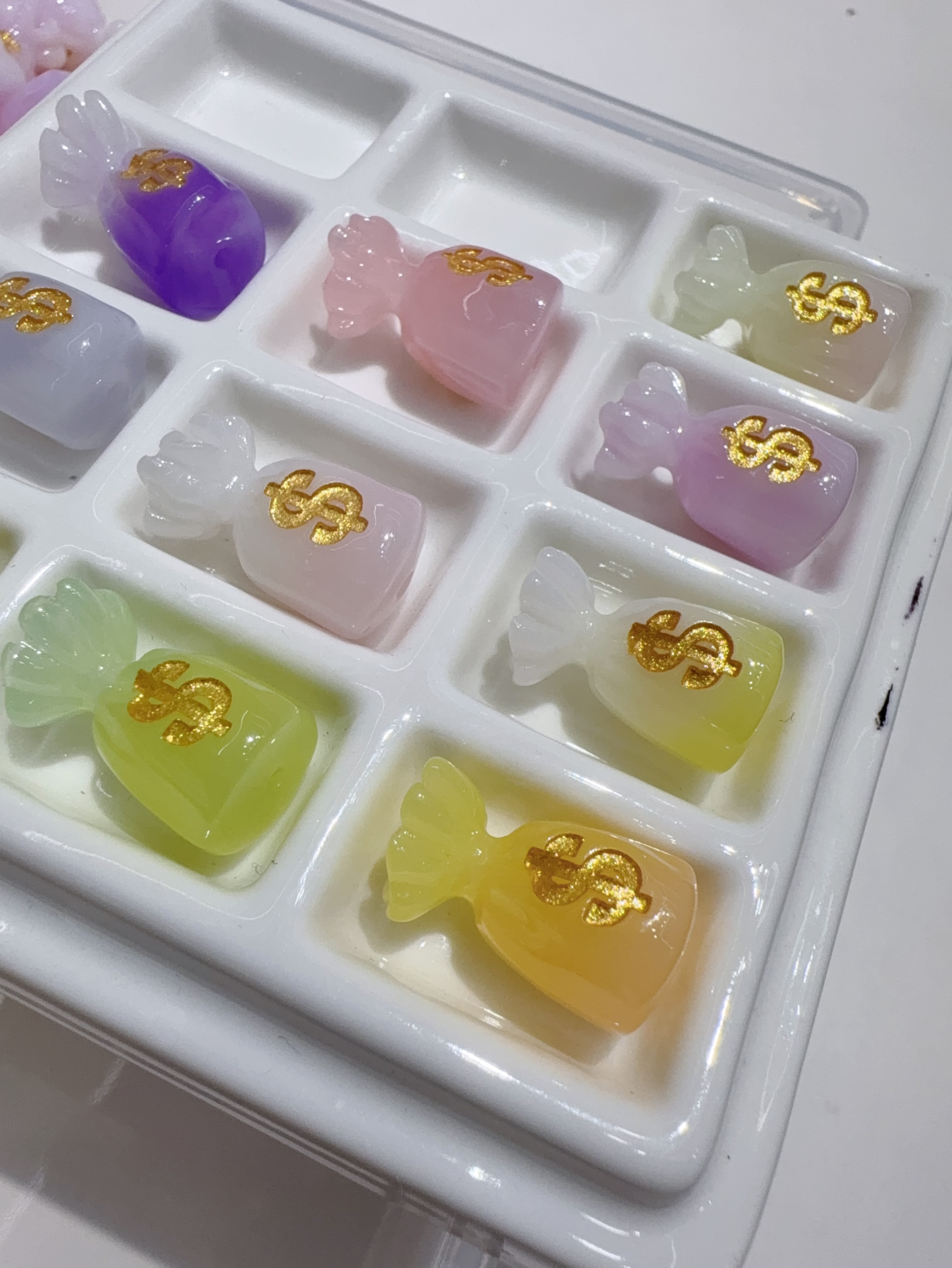 韩国胶福袋多巴胺配色 手机链DIY 串笔钥3123123匙扣批发萌粒汽车摆件食玩冰箱贴跨境创意摆件可爱萌趣车内装饰礼品详情4