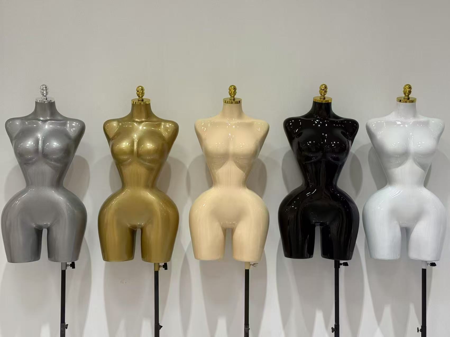 外贸半身模特服装展示女模肥胖大号模 模特产品图