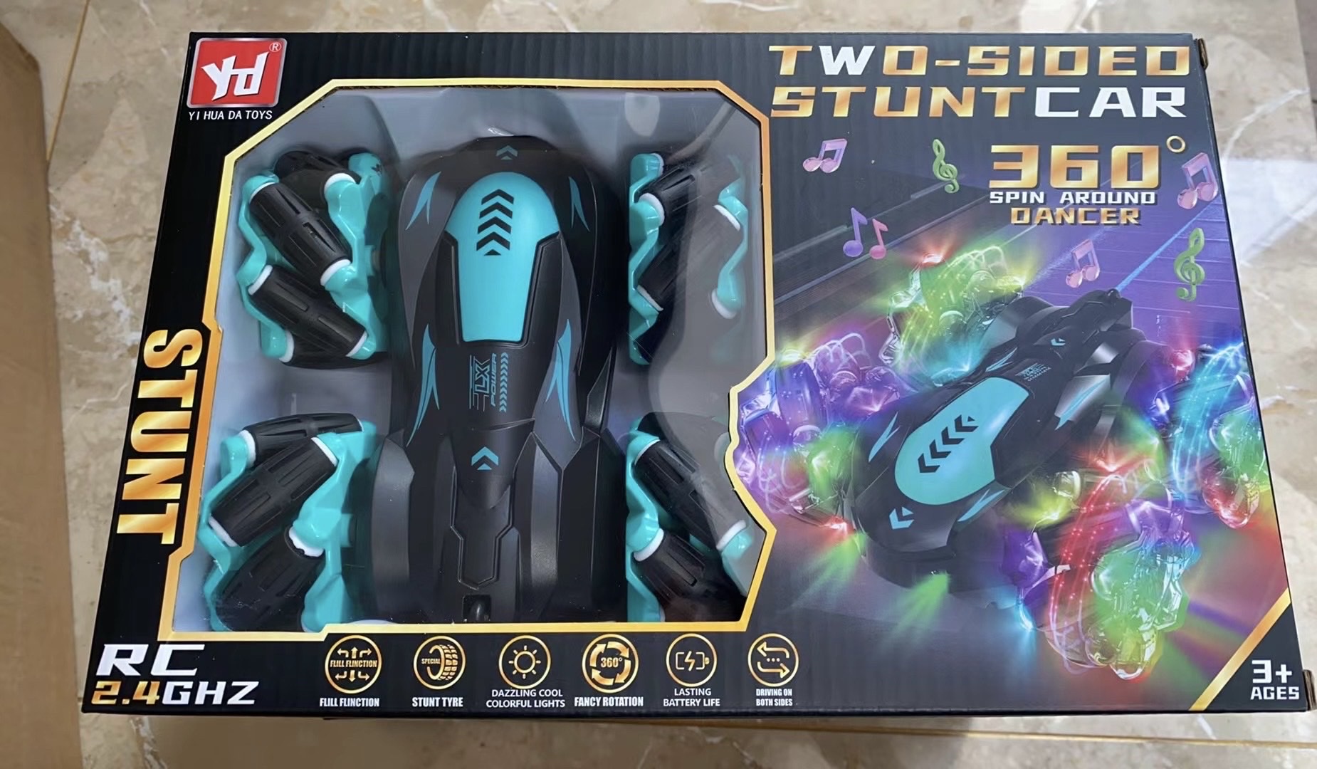 四驱遥控玩具车儿童益智玩具