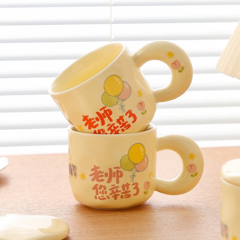 Teachers' Day cup gift for teachers, with lid and spoon, gift box packaging detail image 4