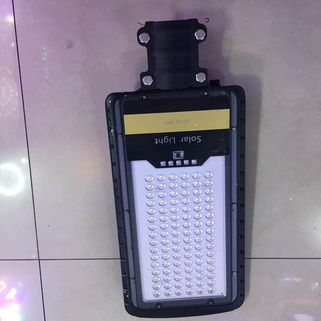 太阳能板庭院灯厂家