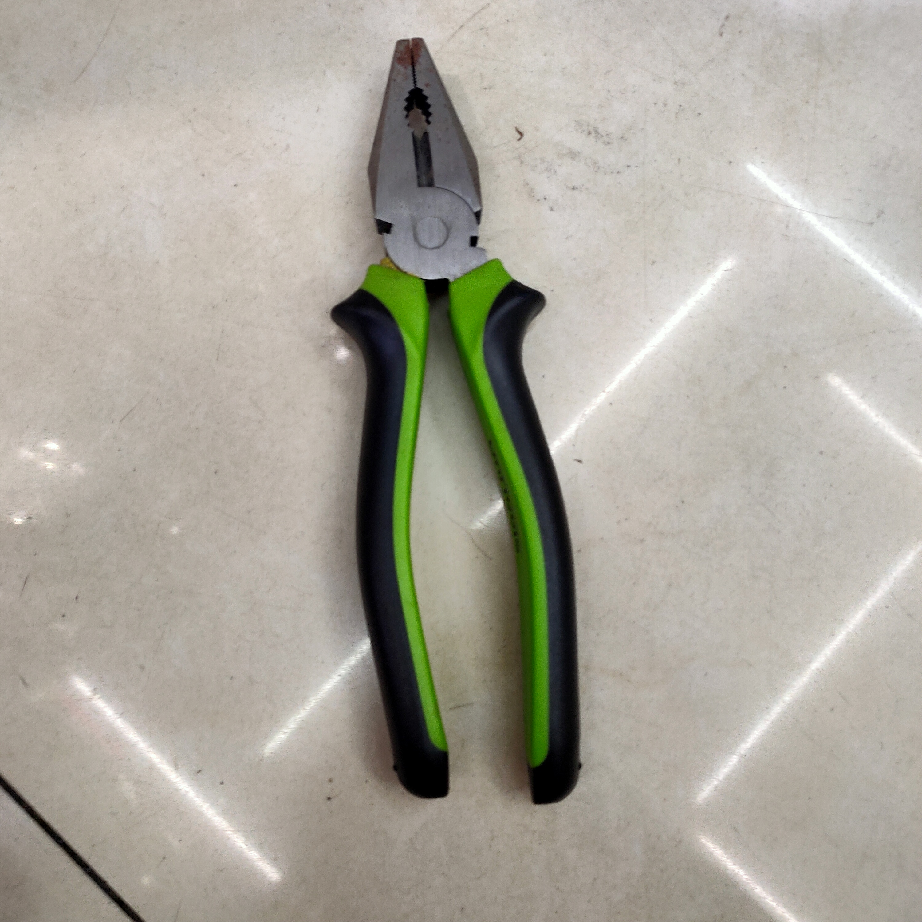 管口钳厂家直销五金工具坚固