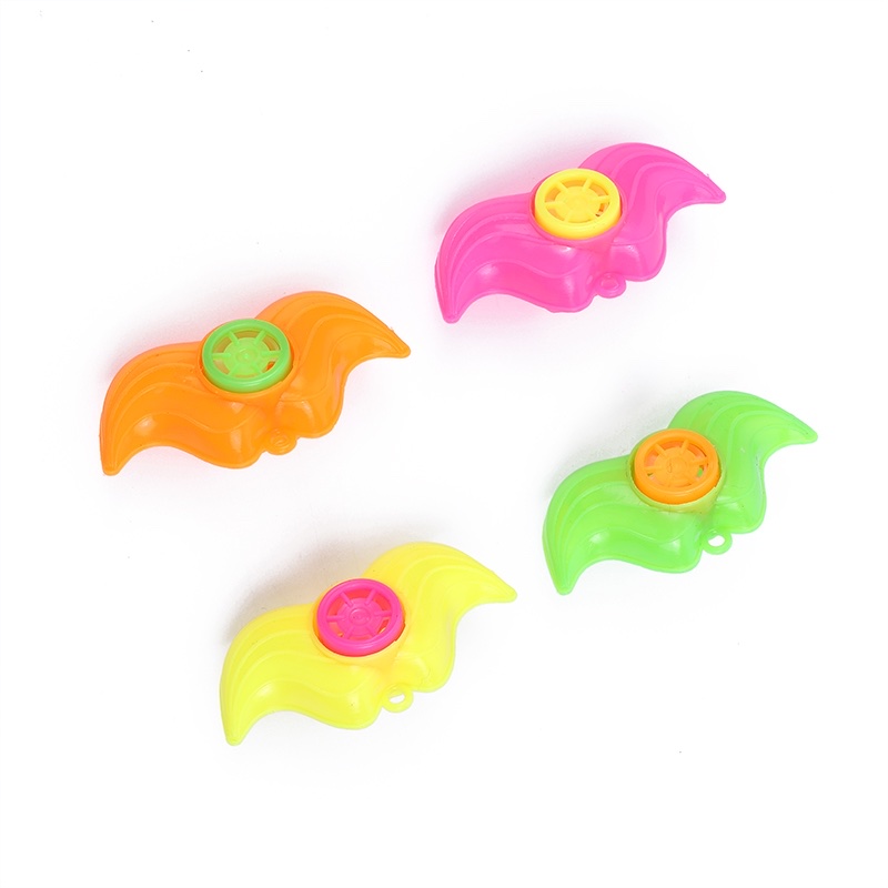 Plastic whistles, children's toy whistles, role-playing whistles