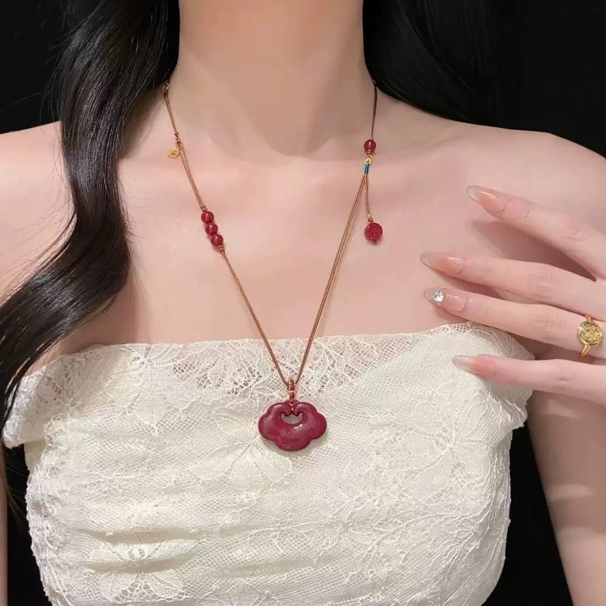 New Chinese-style simple cinnabar pendant rope, hand-woven extremely fine imperial sand lucky charm ruyi peace lock necklace rope details Picture