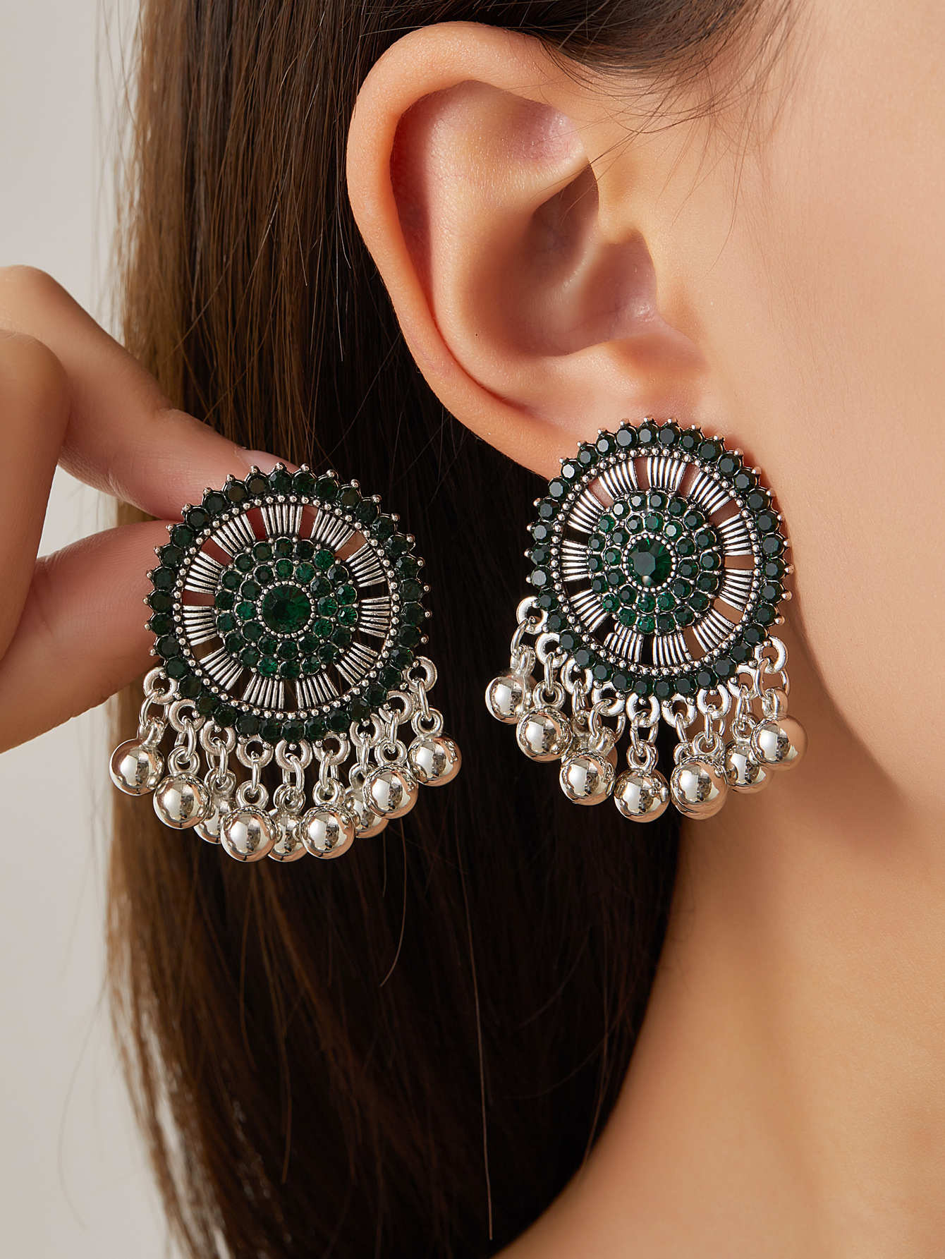 跨境热卖一对时尚复古波西米亚印度风珠子流苏女士金属耳钉适合各种时尚派对佩戴日常佩戴耳饰耳钉饰品