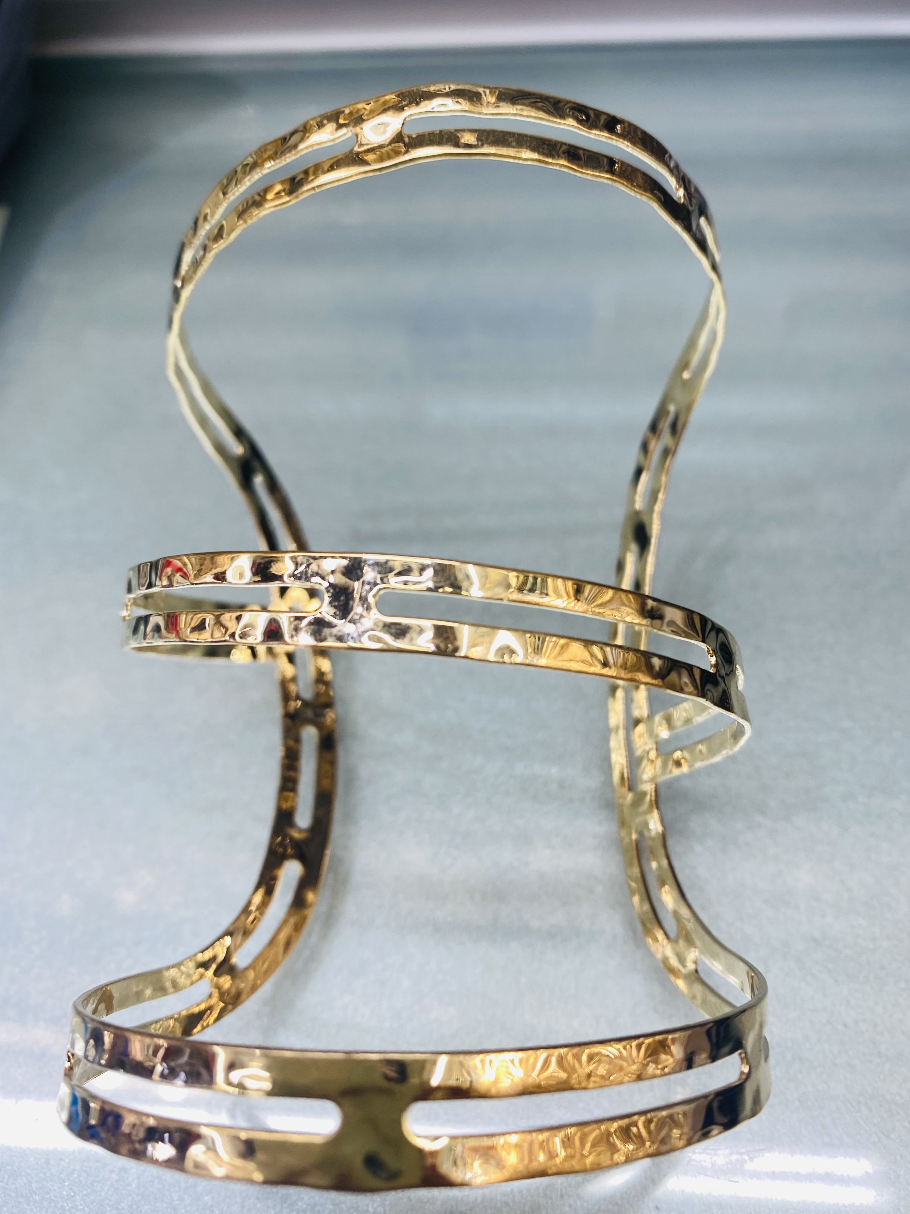 A new fashionable and elegant women's bracelet accessory Item Picture