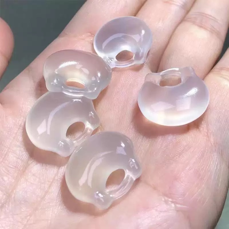 The chalcedony high ice lucky bag necklace is brimming with good fortune and brings happiness to every generation. A bestseller on Xiaohongshu detail image 2