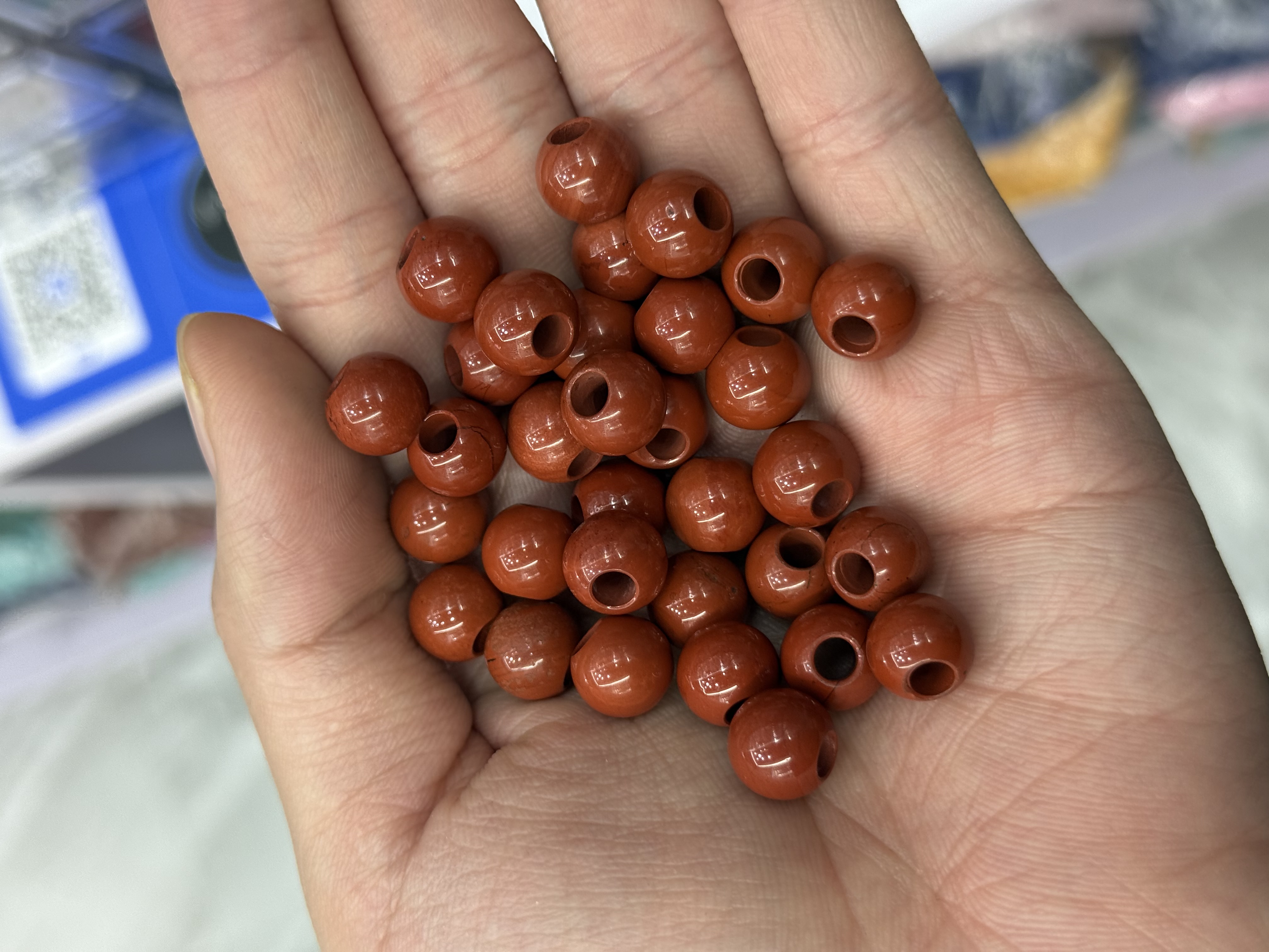Natural 10mm large-hole red stone jewelry accessories, earrings accessories, necklace accessories, bracelet accessories Specification image