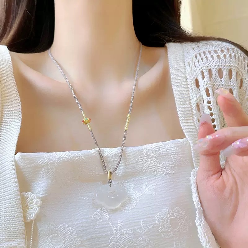 Natural white agate chalcedony peace pendant, no worries pendant necklace, female ruyi lock, hanging rope, pendant gift detail image 3