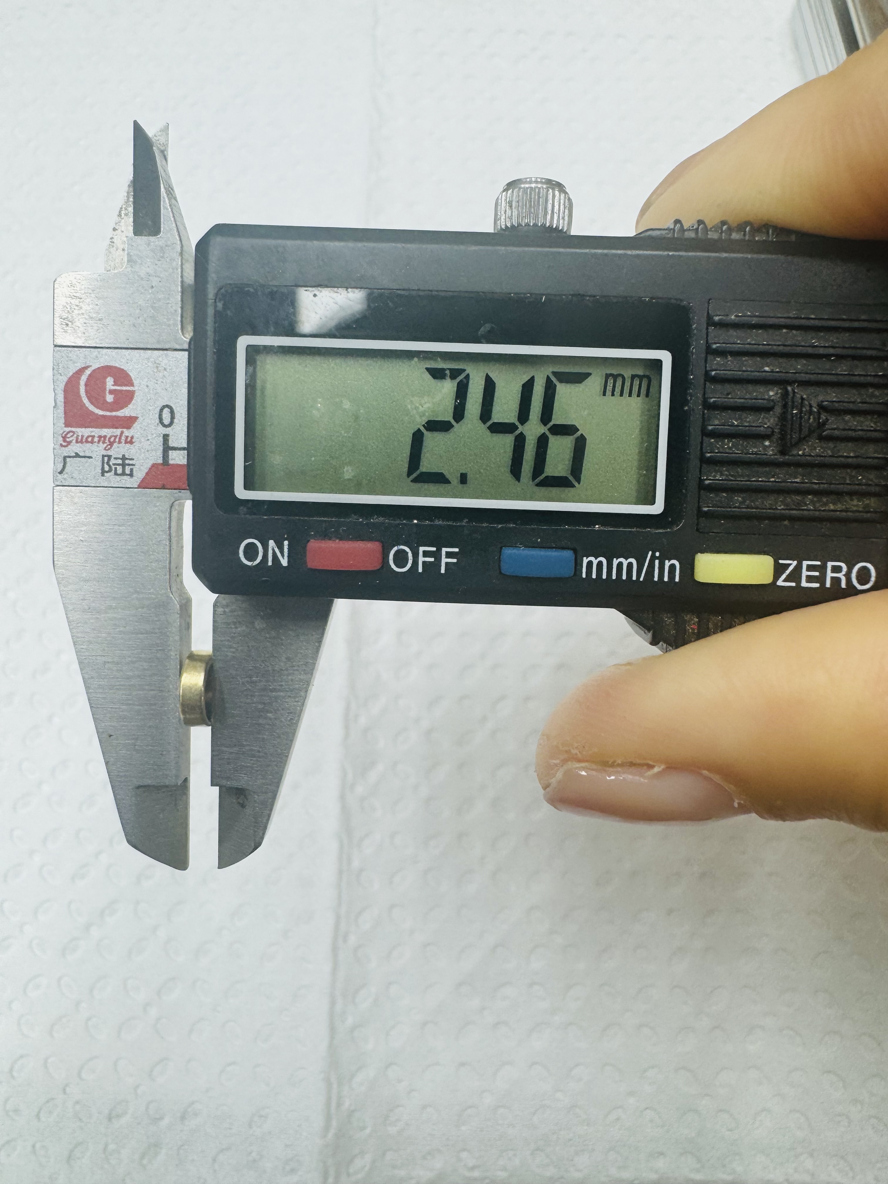 浙江省义乌市国际商贸城E3-8887新视界饰品配件6mm*2.5mm钻位铜配内点4.5钻位细节图