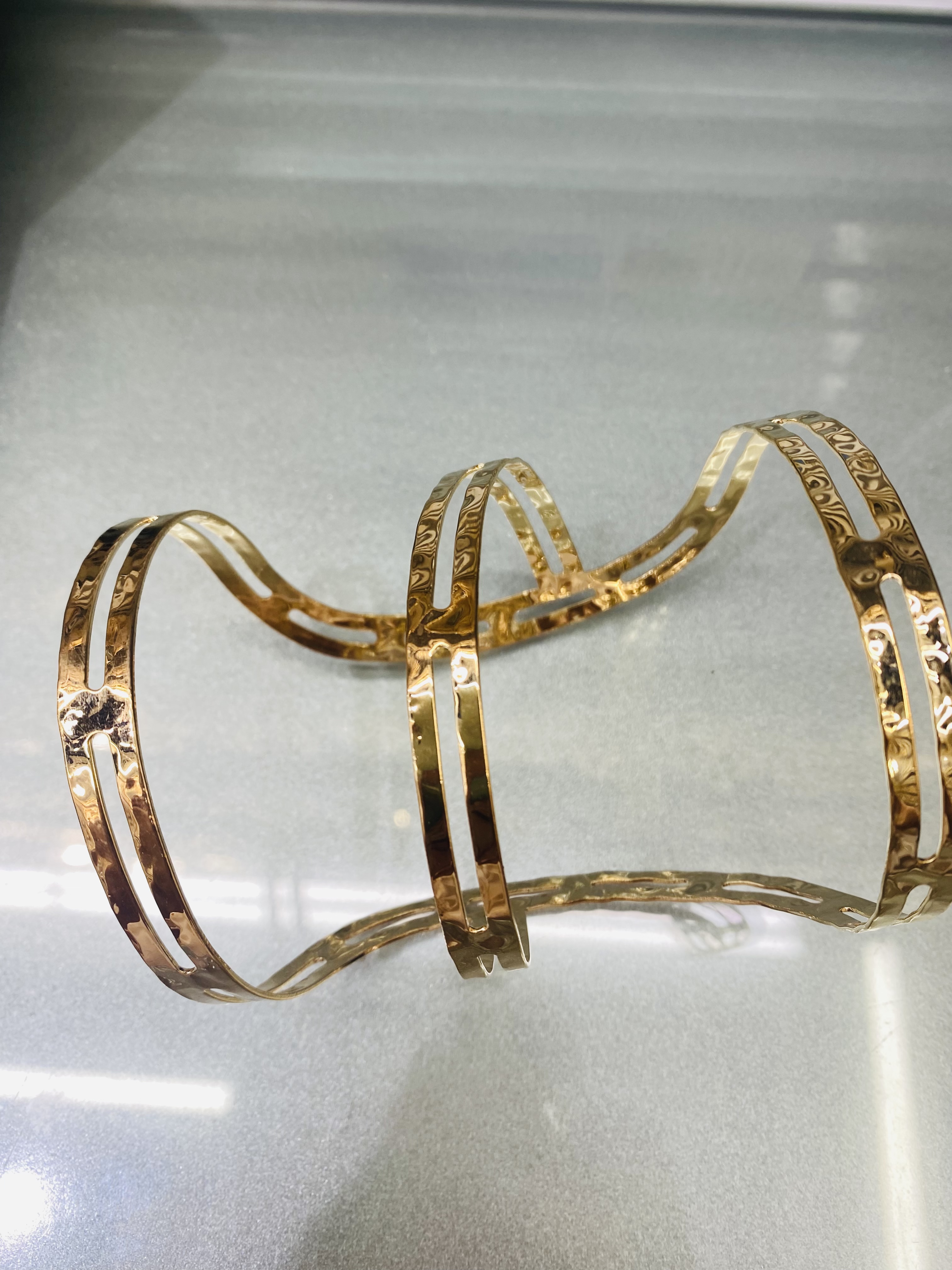 A new fashionable and elegant women's bracelet accessory Specification image