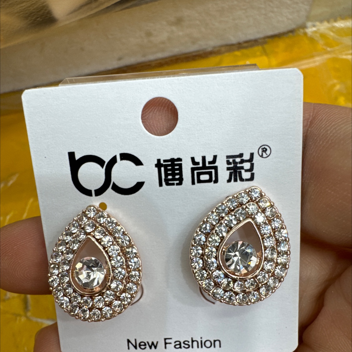 时尚耳环女简约气质百搭珠宝首饰礼物赠品珠宝首饰