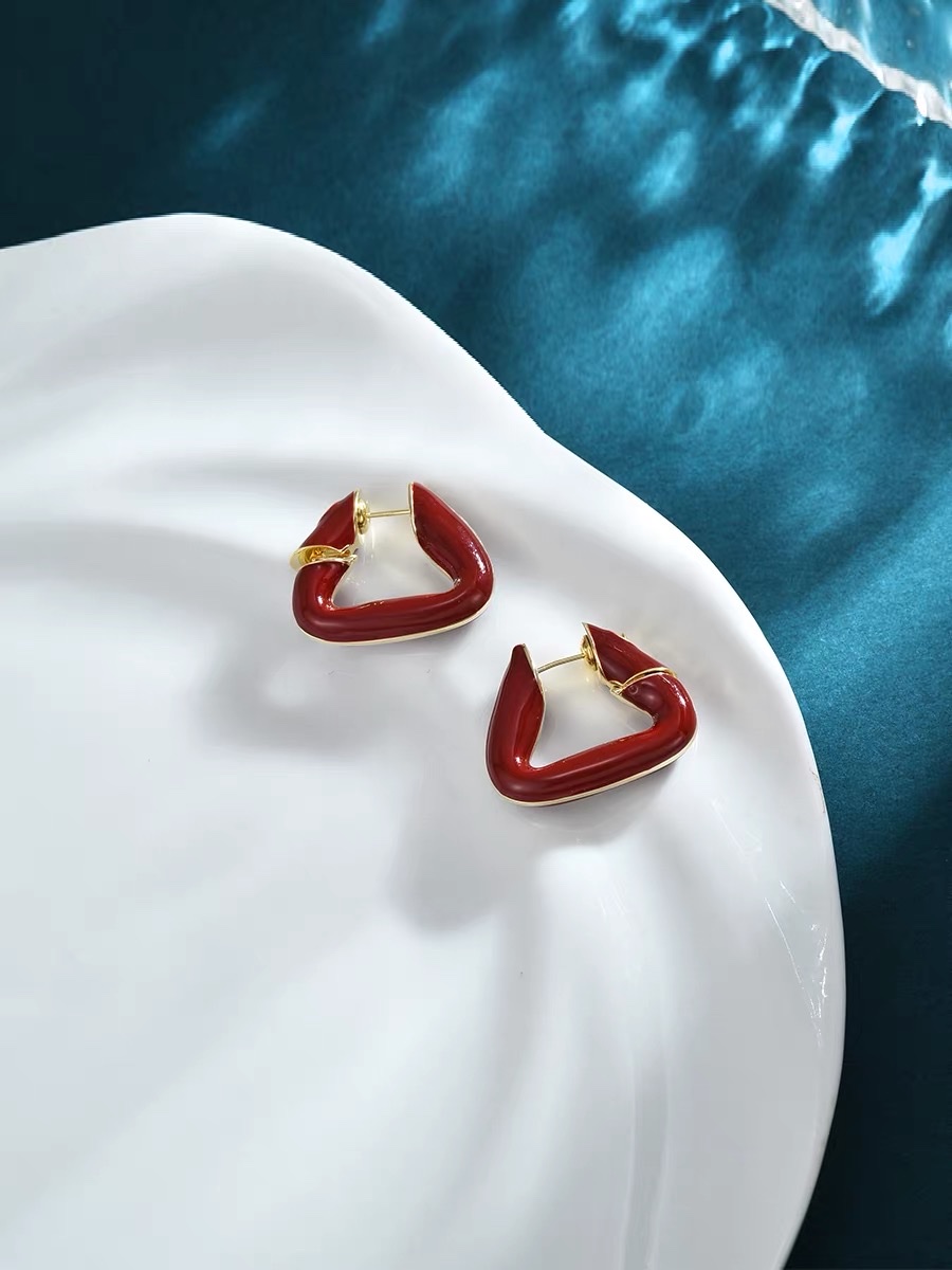 Korean-style fashionable, elegant, casual and versatile oil-dropping earrings, anti-allergy earrings