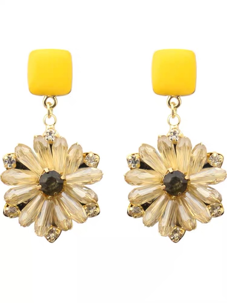 Korean-style fashionable crystal small flower oil drop earrings, high-end and versatile details Picture