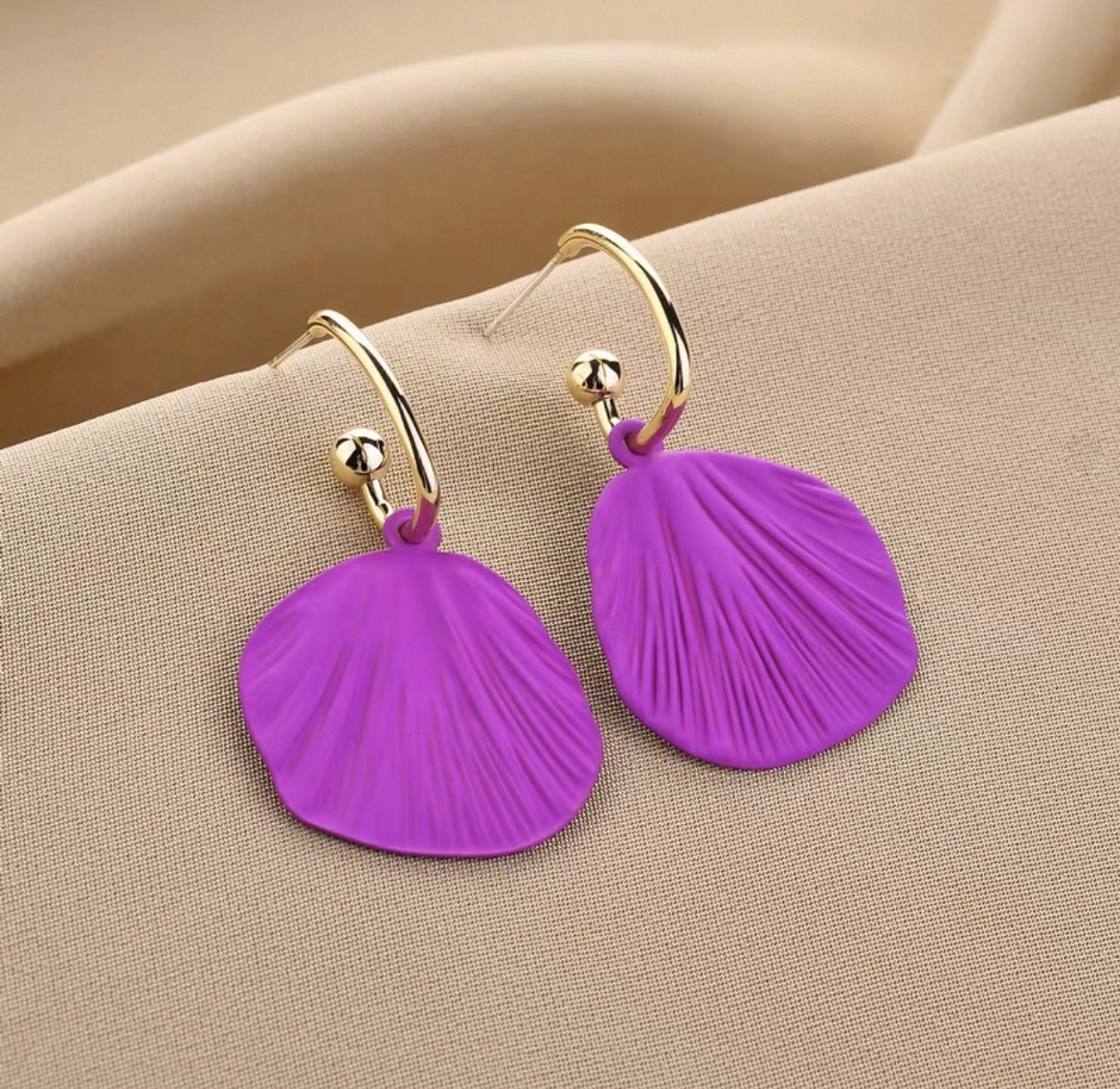 S925 Silver Needle Personalized geometric Retro light green earrings, 2025 new style exaggerated and elegant earrings, earrings and stud earrings detail image 7