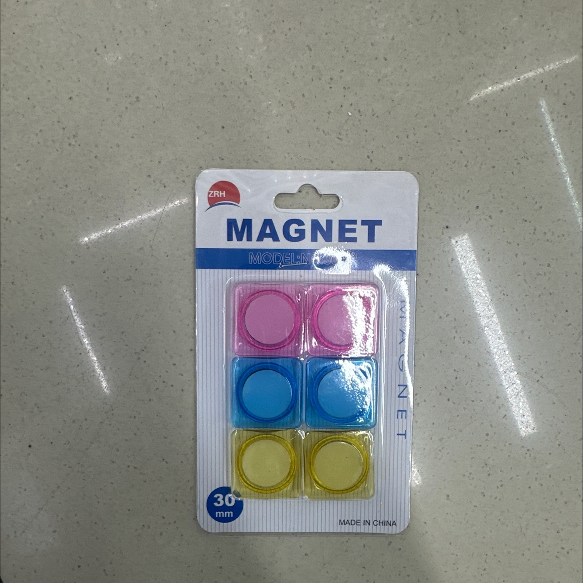 笑脸磁扣PVC磁片贴纸磁粒创意装饰儿童房家居用品多功能磁扣磁