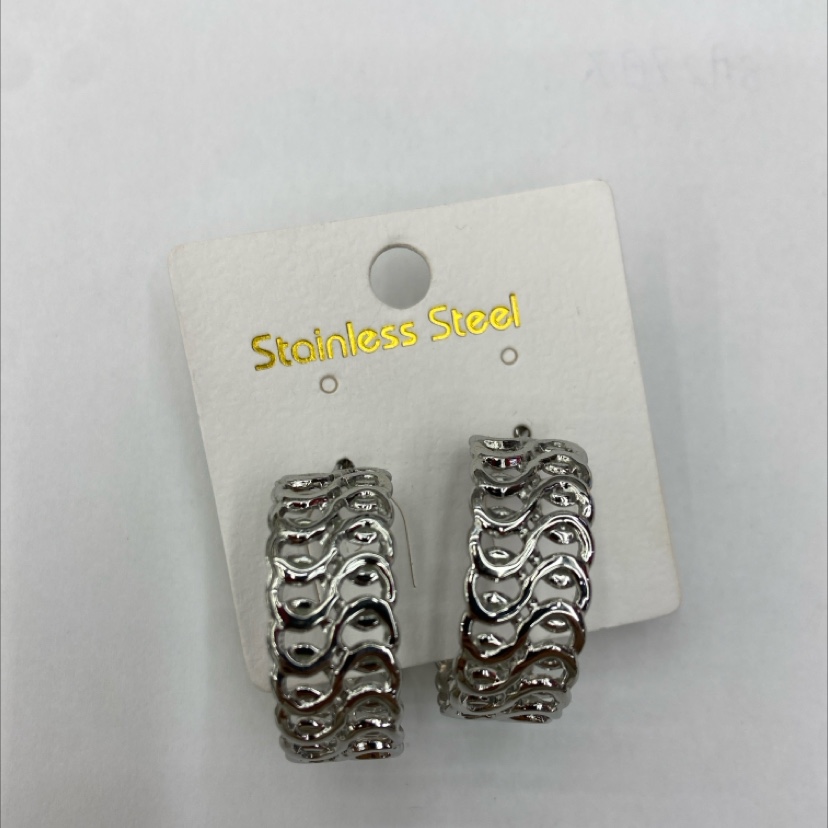 荣鑫饰品，钛钢耳环，金属耳钉气质简约百搭个性时尚女耳饰饰品耳饰耳钉