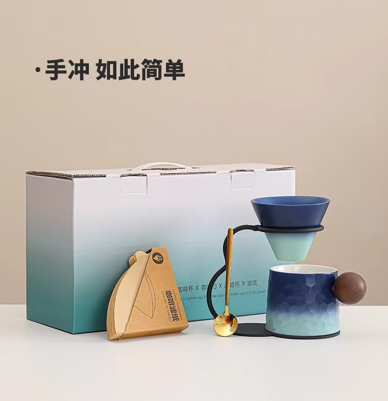 Ceramic hand-brewed coffee set by Red Pine Craft Pottery Li Family detail image 4