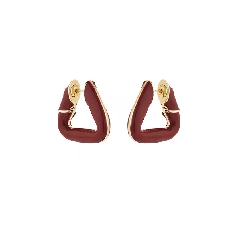 Korean-style fashionable, elegant, casual and versatile oil-dropping earrings, anti-allergy earrings detail image 3