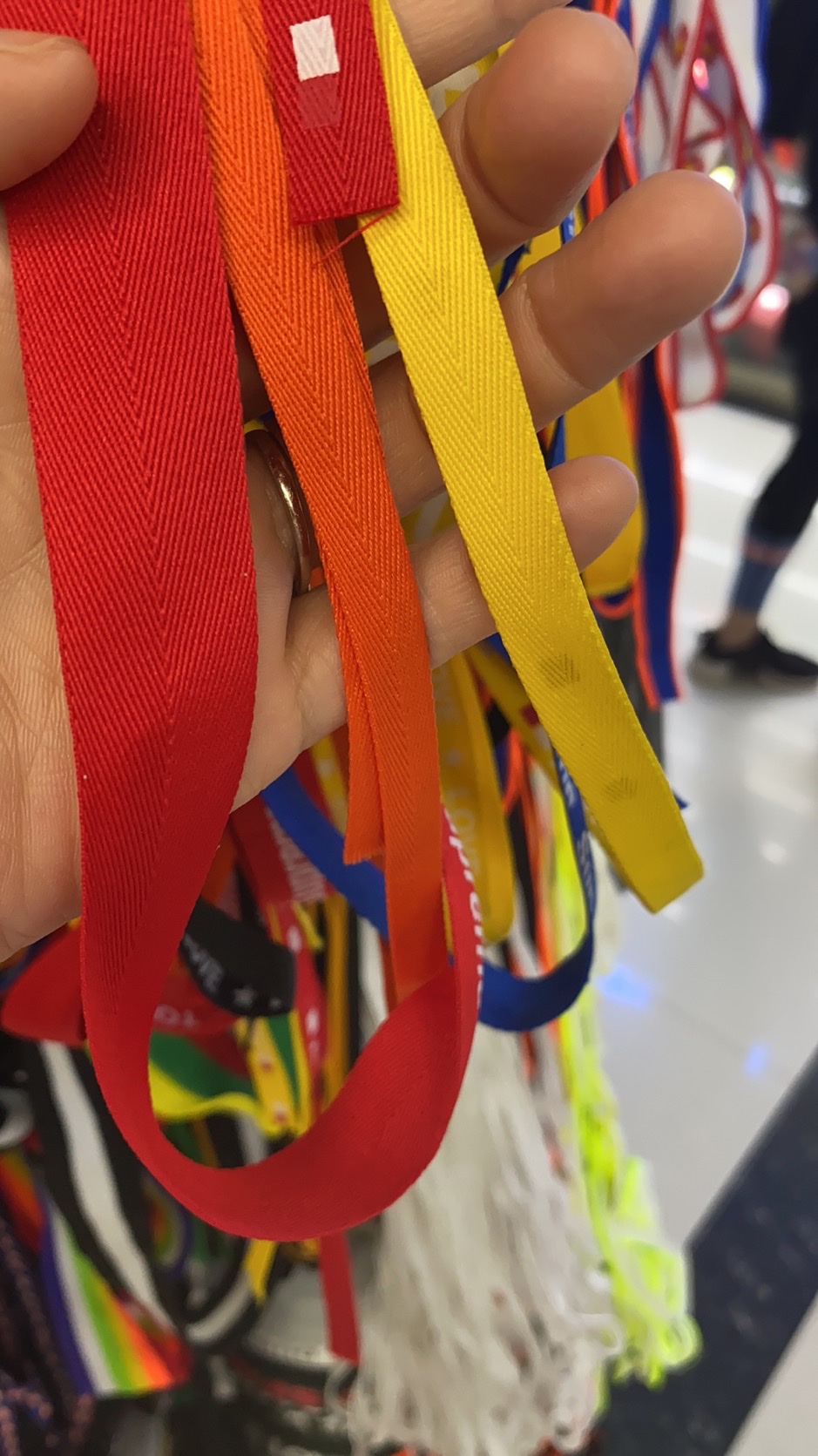 伊妍织带 涤纶人字带各种 辅料细纱加密服装饰品鞋包装饰带