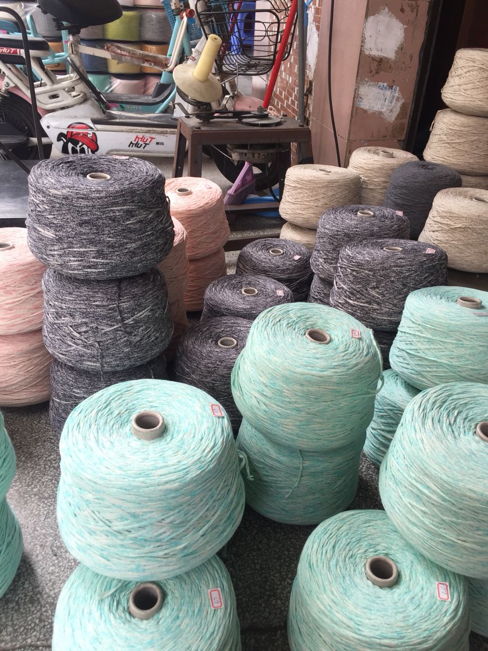 明晨线业 渐变全棉纱扁带毛线 DIY手工带毛线厂家直销
