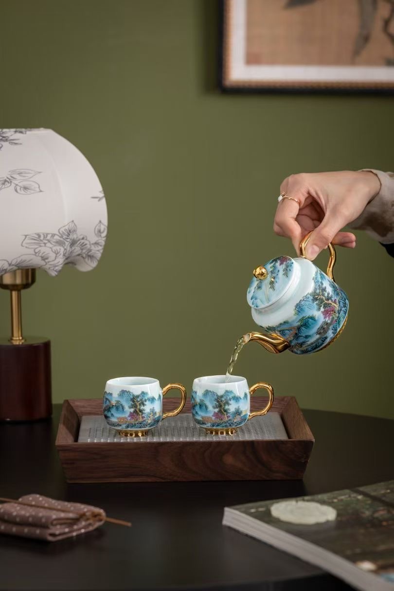 Shiwai Taoyuan Ceramic Tea Set Small Set, Red Pine Craft 8069 Application Scenario