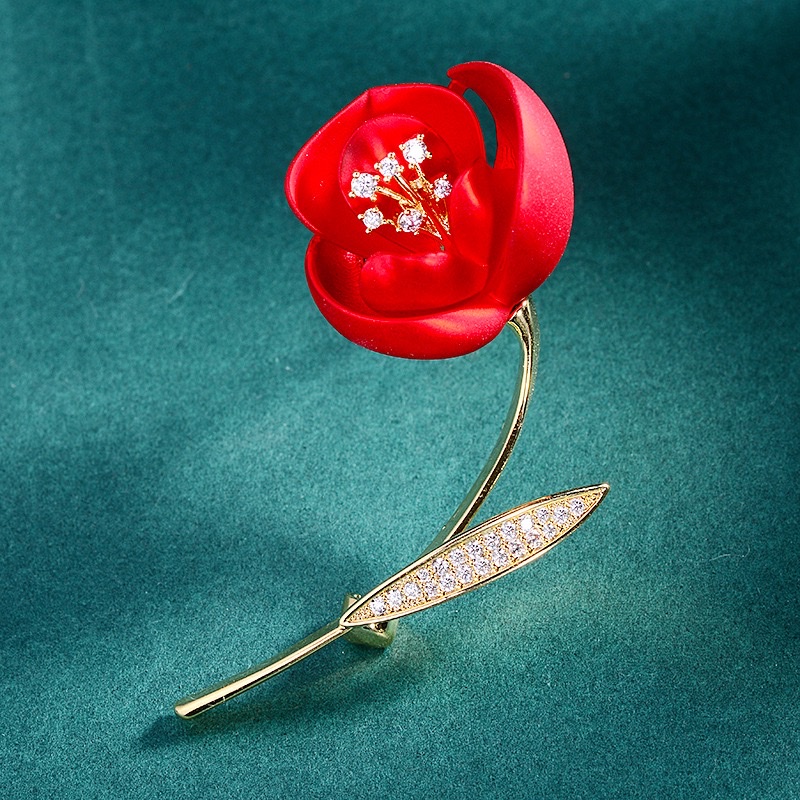 0114 Red rose flower brooch, high-end European and American style, slightly inlaid zircon, festive wedding accessory, suit pin, brooch, women's Oma accessory
