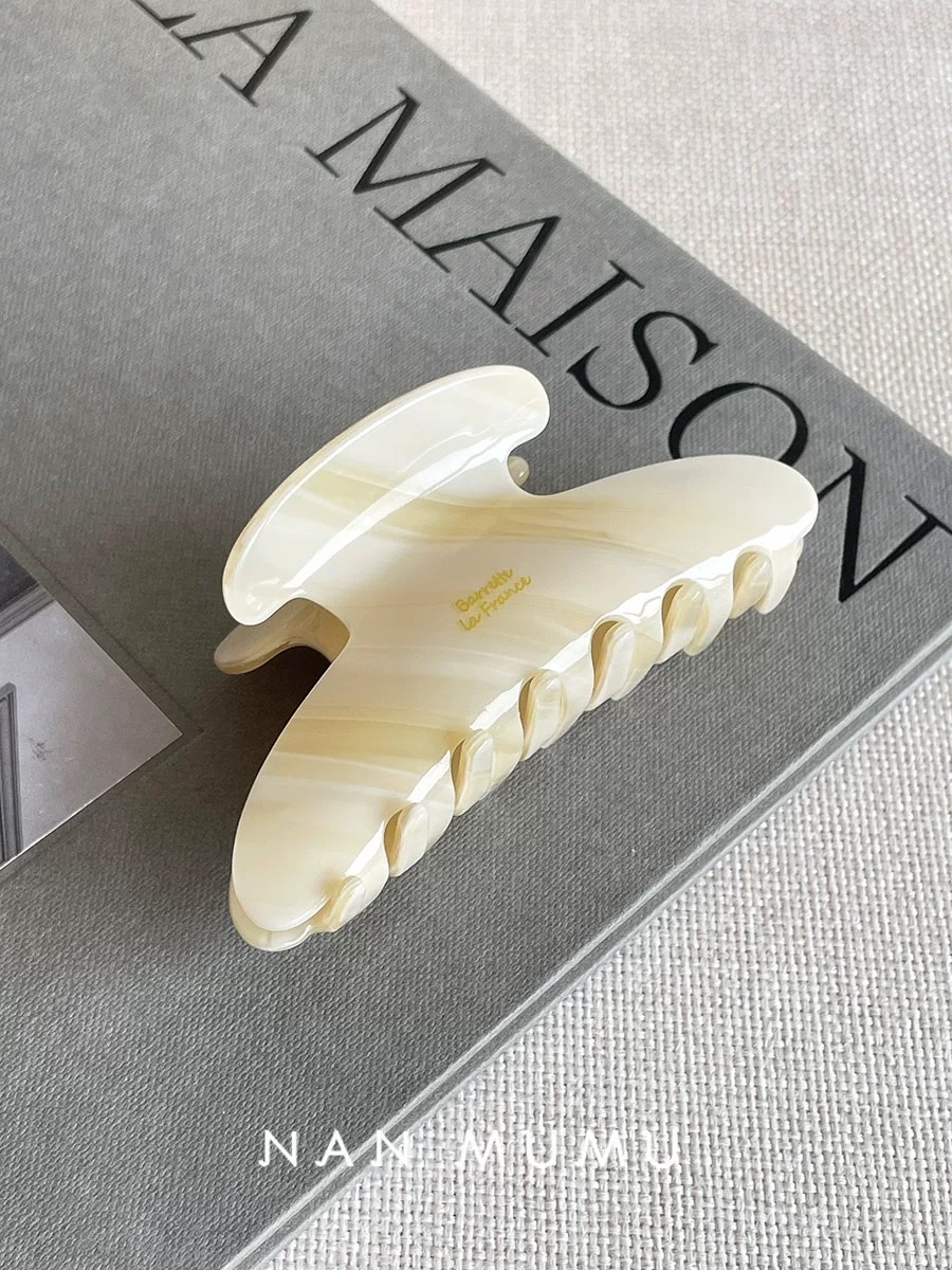 Water diamond BB clip, oil drip grab clip, five-pointed star acrylic 0.8 elastic thread hair clip, hair accessory, hair accessory Application Scenario