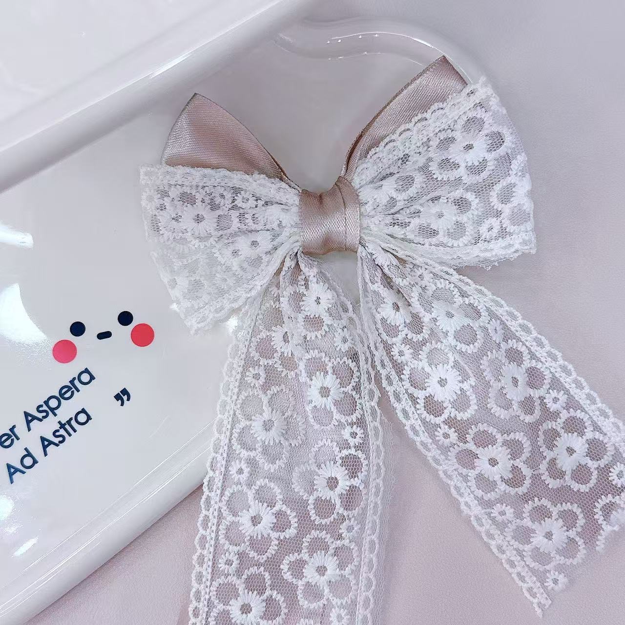 Korean-style lace bow hair clips, elegant and super fairy-like girl bow ribbon duckbill clips detail image 6