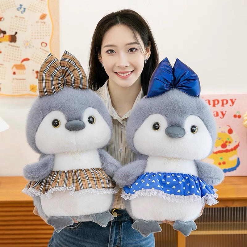 可爱企鹅毛绒玩具公主裙海洋公仔玩偶安抚睡觉抱枕布娃娃儿童礼物