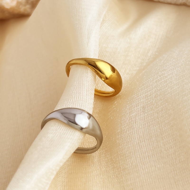 欧美跨境尾戒不掉色简约光面18k金不锈钢戒指时尚小众设计感饰品戒指详情图3