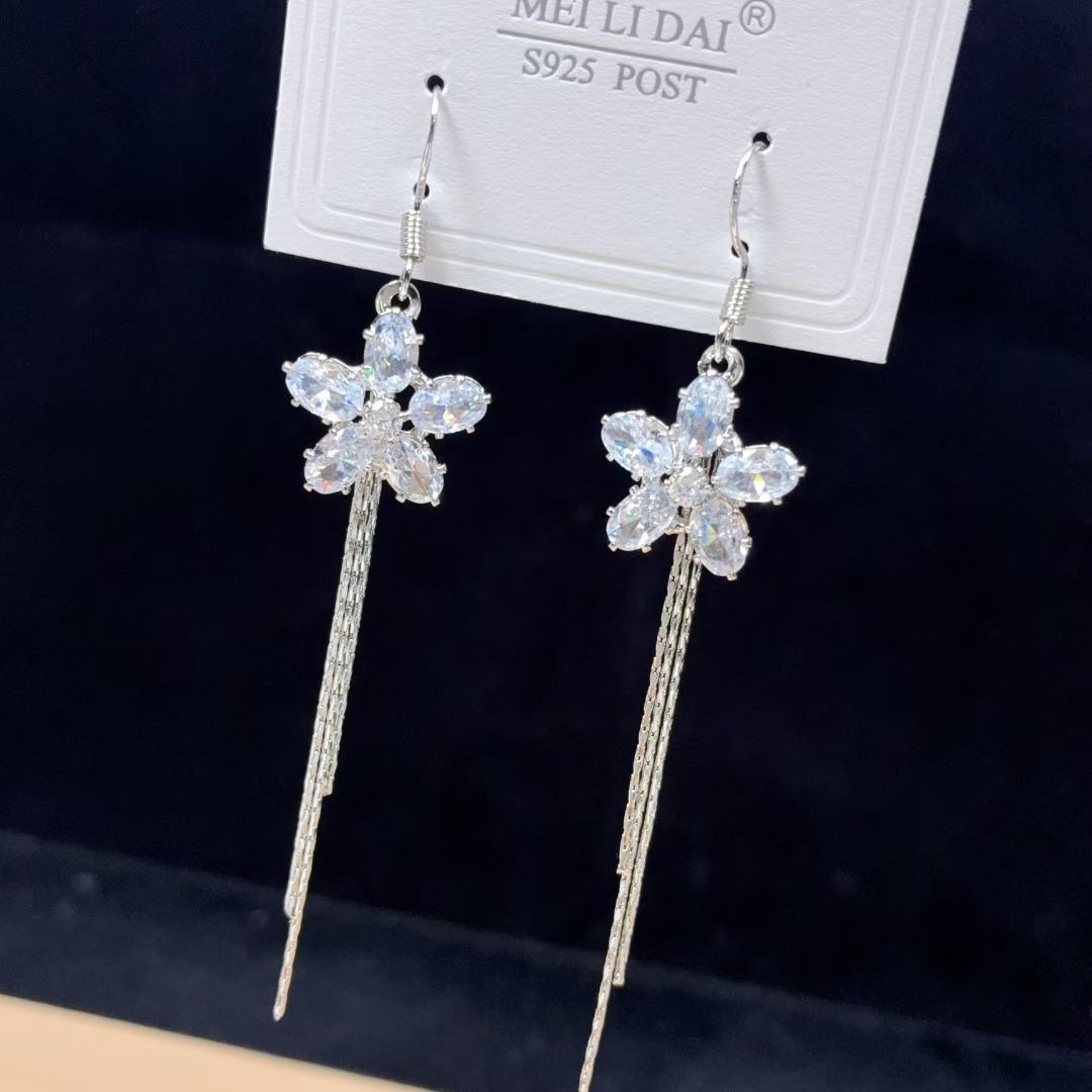 长款流苏耳环花瓣简约耳钉女气质百搭时尚耳饰品潮流耳钉饰品