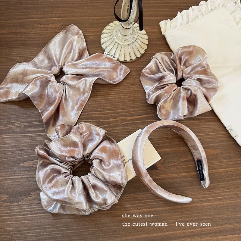 French dyed satin square scarf large colon hair band for women, 2025, high-end feel, high top hair band, hair tie, hair tie, hair band, hair band details Picture