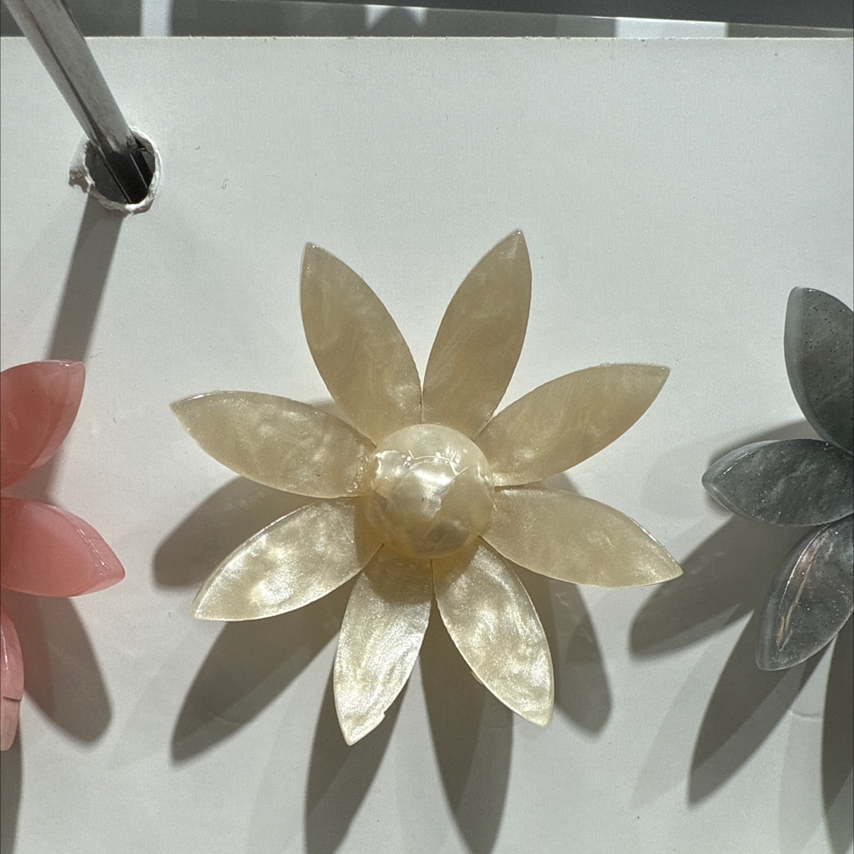 Lotus ear accessories acrylic detail image 2