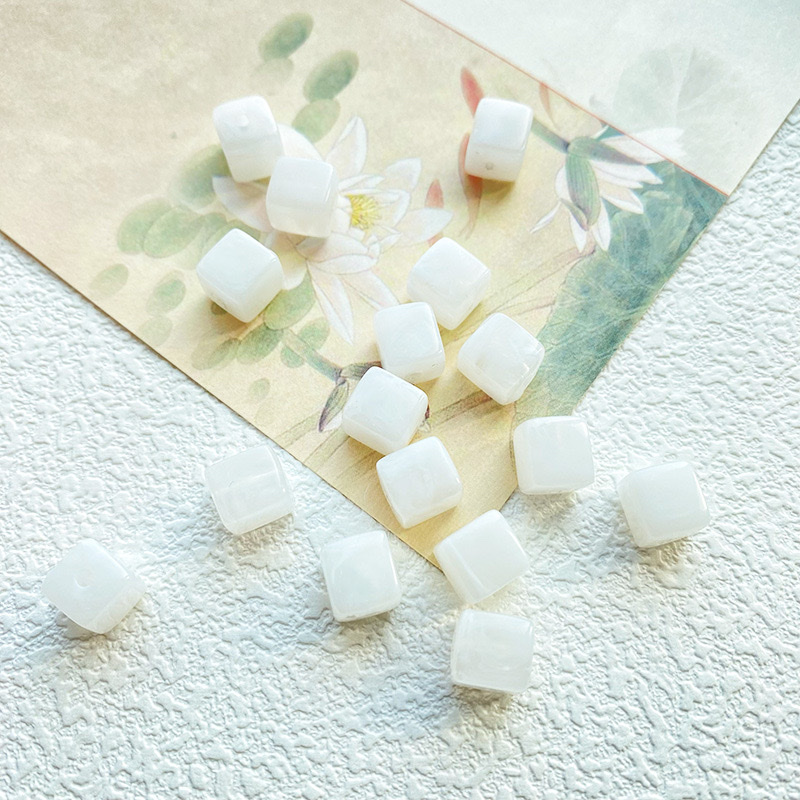 Beads, pearls, glass, loose beads, DIY handcrafted accessory materials, multi-color mixed and matched decorative items, matching beads, acrylic beads detail image 2