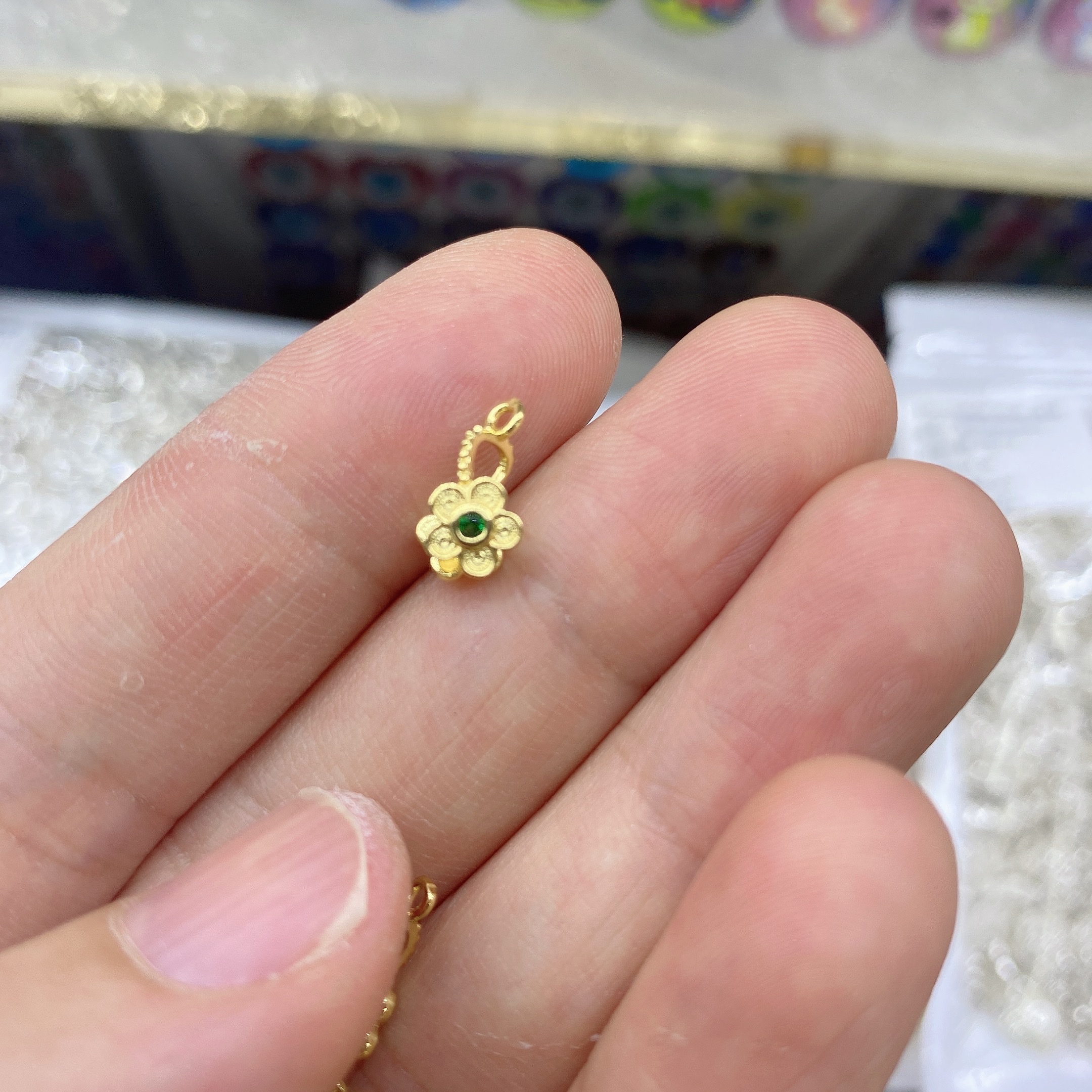 Copper-plated with real gold, high color retention, melon seed buckle plum blossom style, 6*12mm detail image 2