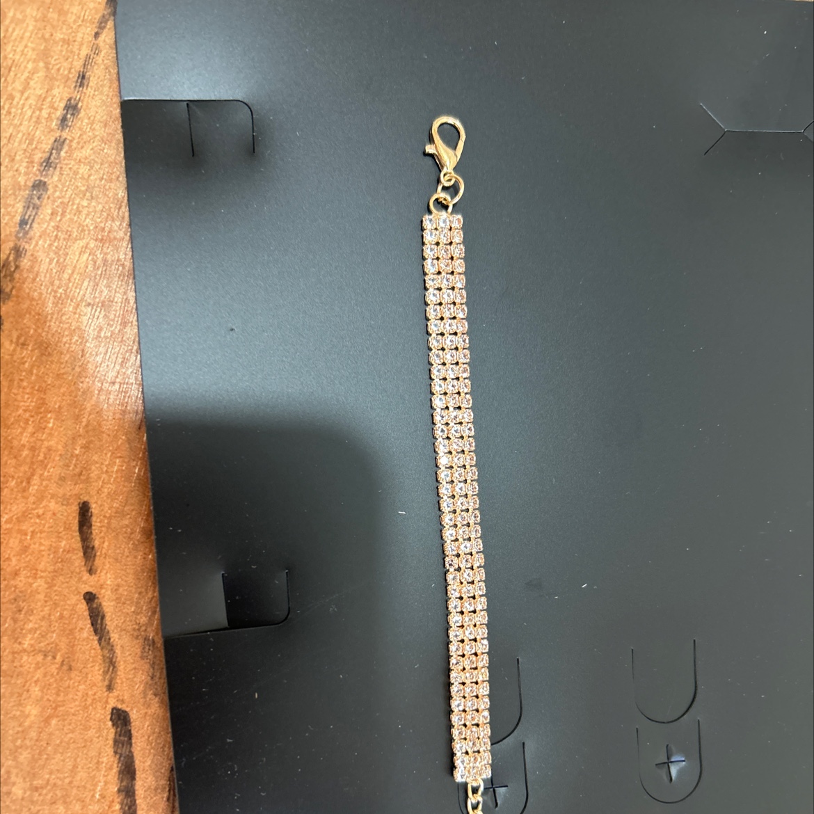 手链手串女款时尚饰品手链手串水晶手串水晶手链女士配饰