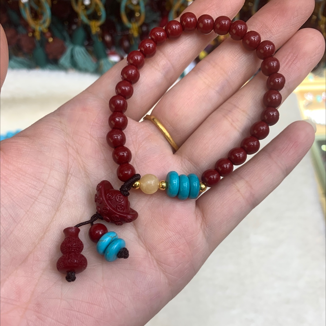 New Chinese-style cinnabar bracelet, intaglio gourd pendant, retro and simple purple gold sand bracelet, niche accessories, women's bracelet and bracelet ornaments Item Picture