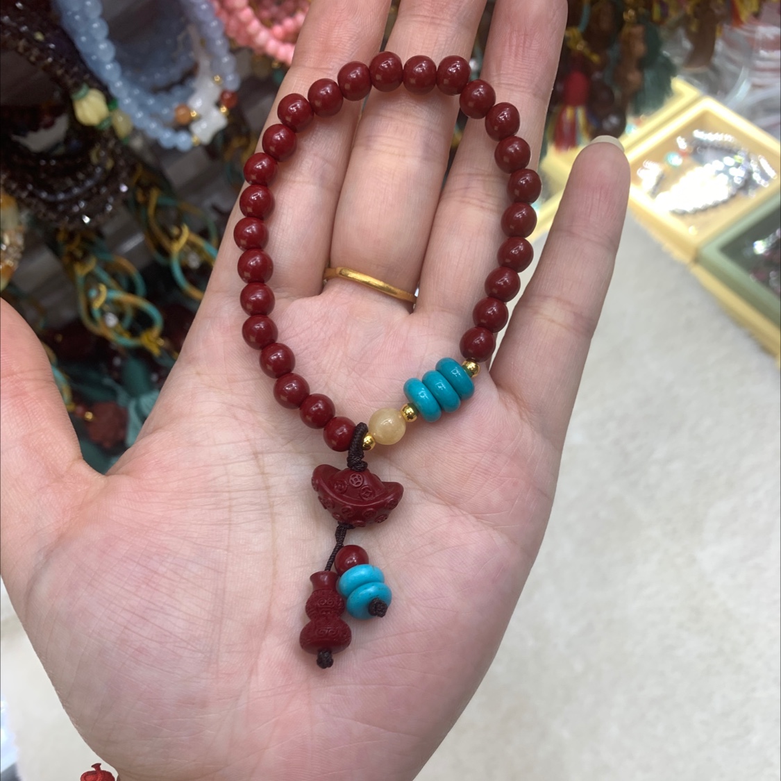 New Chinese-style cinnabar bracelet, intaglio gourd pendant, retro and simple purple gold sand bracelet, niche accessories, women's bracelet and bracelet ornaments details Picture