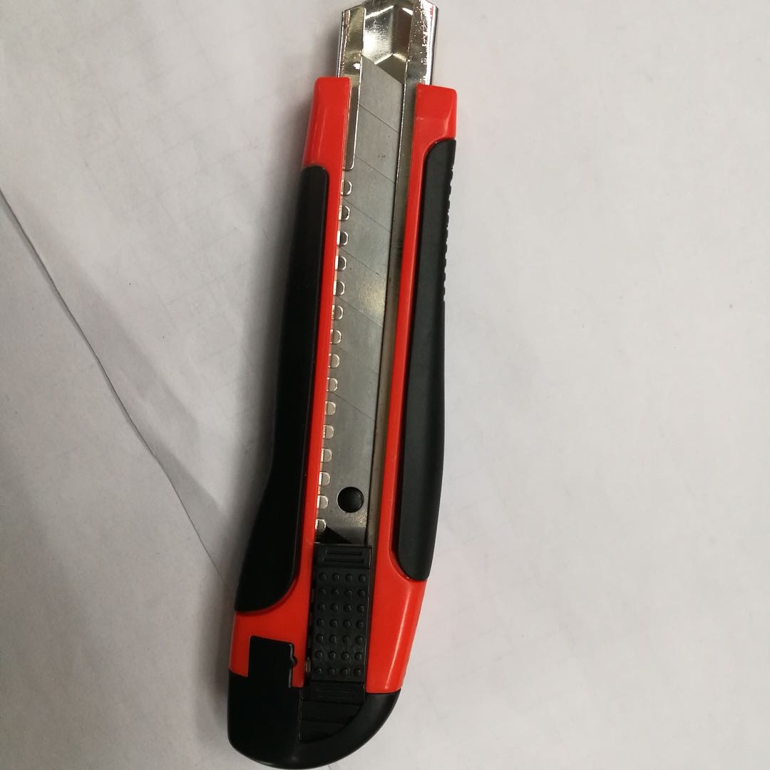 美工刀重型全钢 加厚不锈钢大号18mm壁纸刀具手工裁纸拆快递开箱伸缩刀架工业用