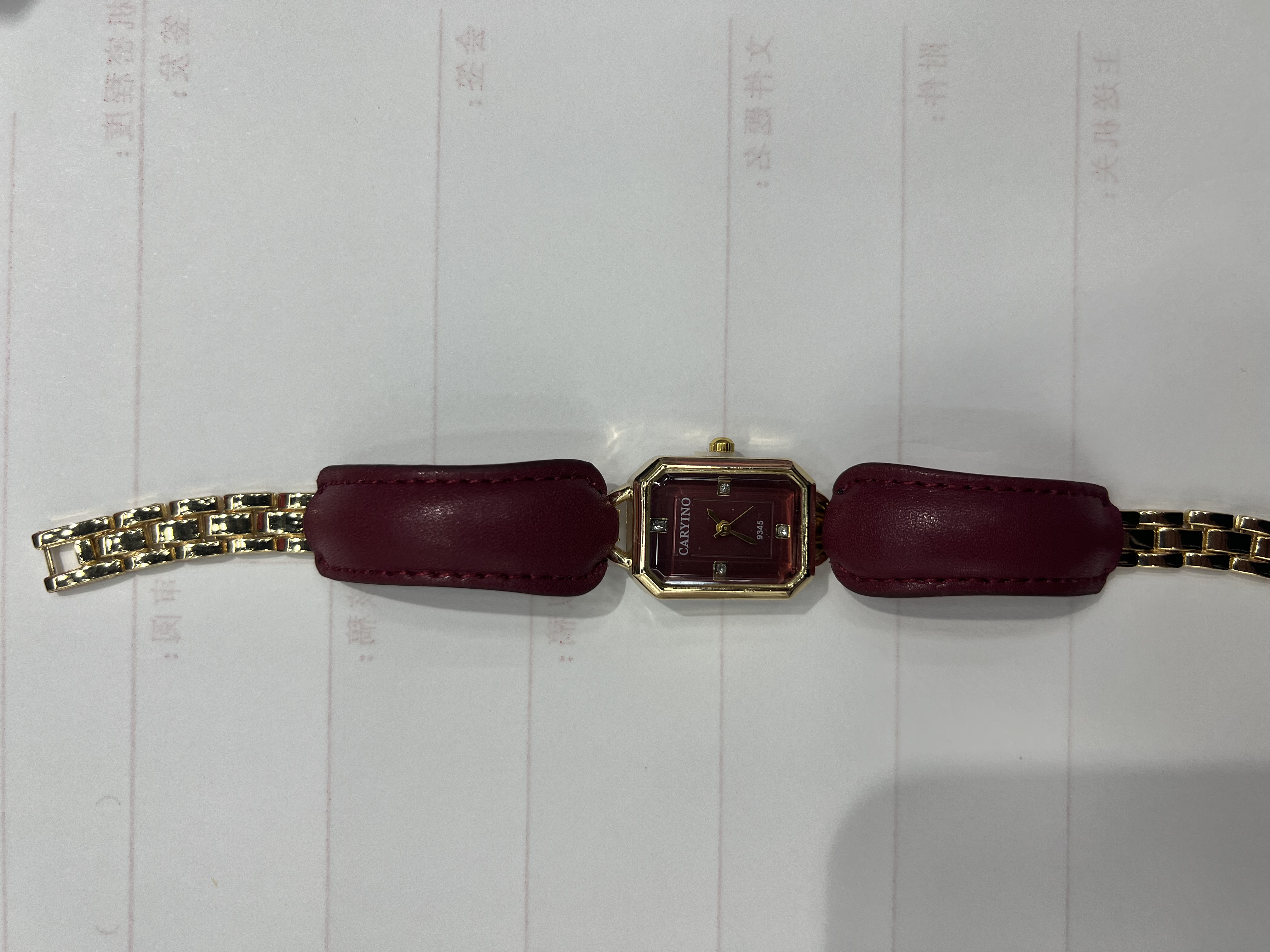 复古方形手表女款轻奢新款女士女表紫红色手链合金材质链条表带