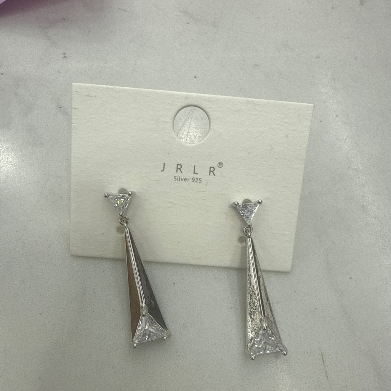 Today's Beauty Korean-style fashionable welded zircon earrings, simple pearl earrings, elegant and stylish, women's trendy and versatile earrings detail image 2