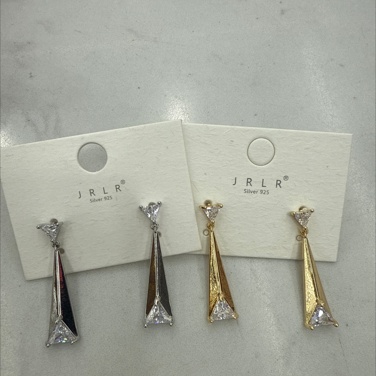 Today's Beauty Korean-style fashionable welded zircon earrings, simple pearl earrings, elegant and stylish, women's trendy and versatile earrings Specification image