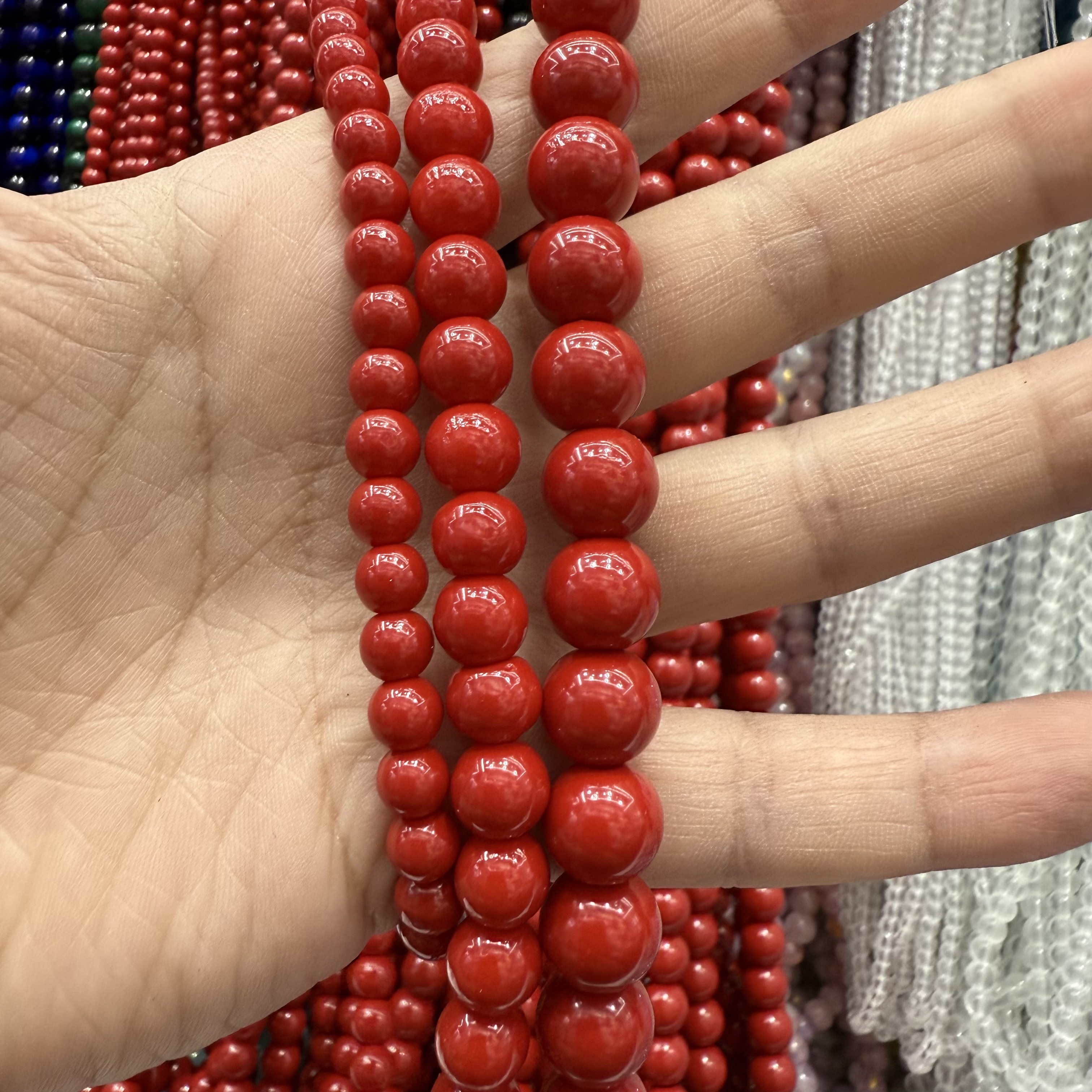 Factory direct supply of glass beads, loose beads, diy jewelry accessories, high-quality imitation cinnabar glass beads, wholesale in stock, diy accessories Specification image