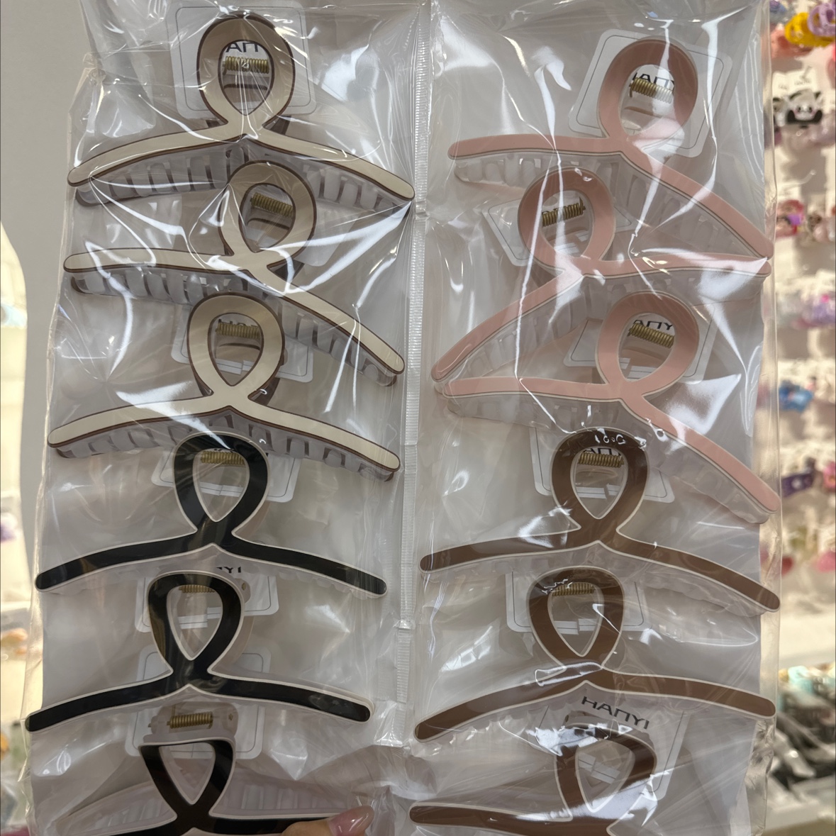 Acrylic frosted claw clamp