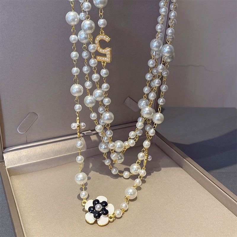 New Chinese-style pearl necklace, light luxury sweater, long full diamond 5, elegant and high-end multi-layer accessory design, fashionable new Chinese-style pearl necklace, light luxury sweater, long full diamond 5, elegant and high-end multi-layer accessory design, fashionable sweater chain