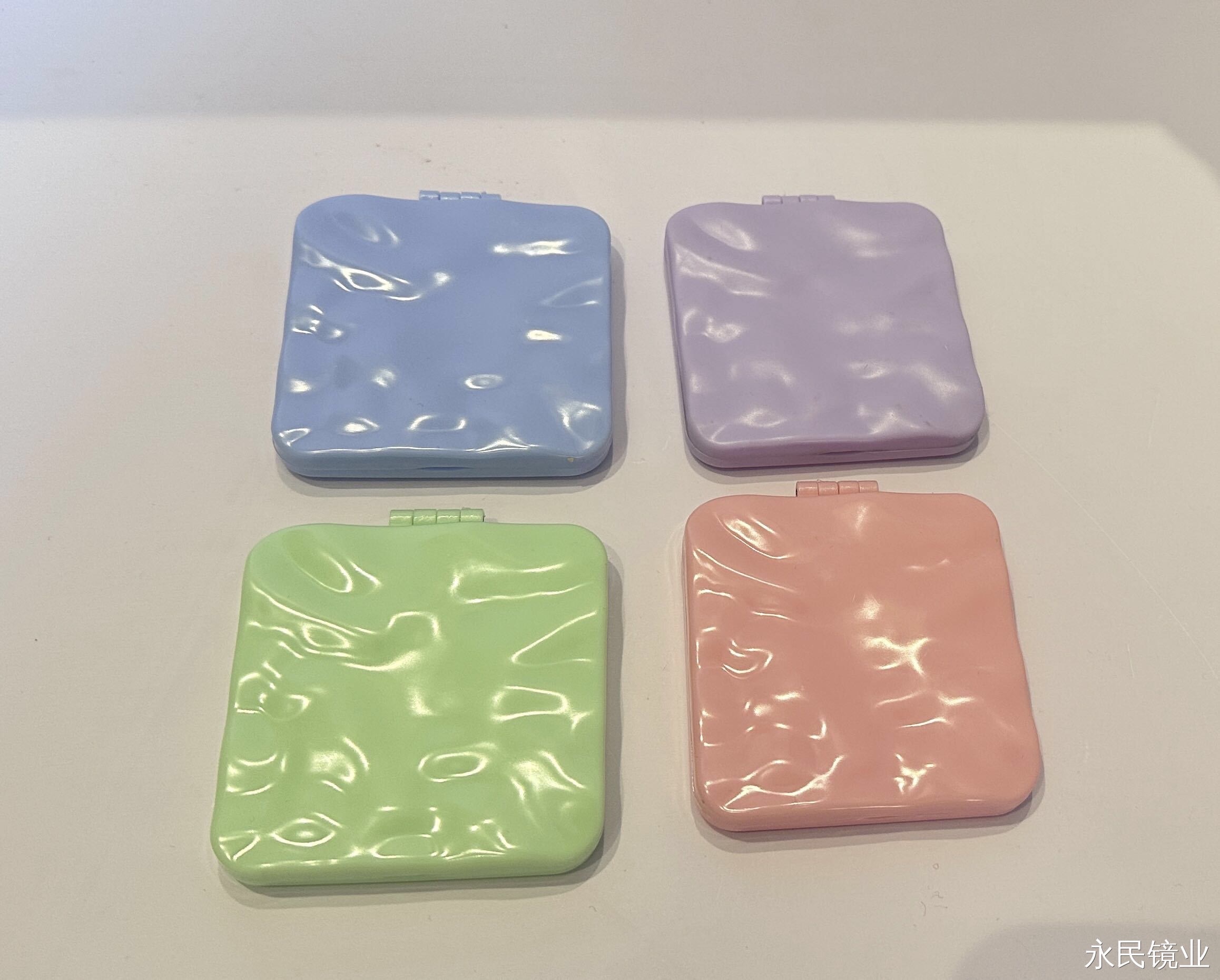 镜子/镜梳/小镜子/LED化妆镜/防碎镜子产品图