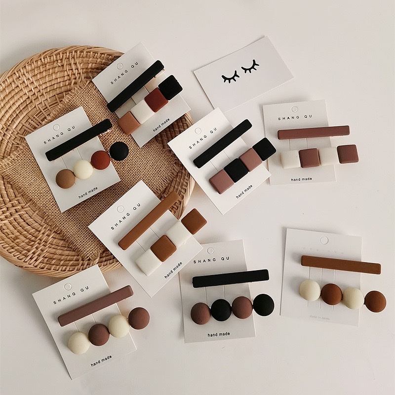 Round duck skewers. Trendy hair accessories, hair clips, hair bands and hair accessories for teenage girls